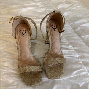 Windsor Gold Elegant Heels